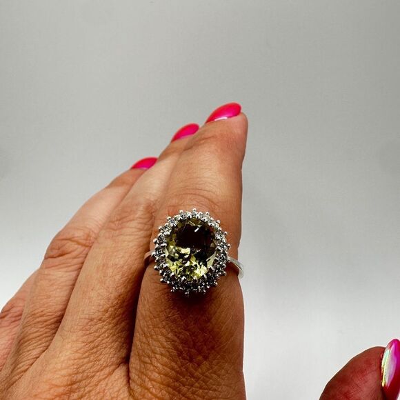NWOT 9x11mm oval cut Lemon Quartz w/ halo of cz diamonds, set in 925 ring! - Picture 4 of 14